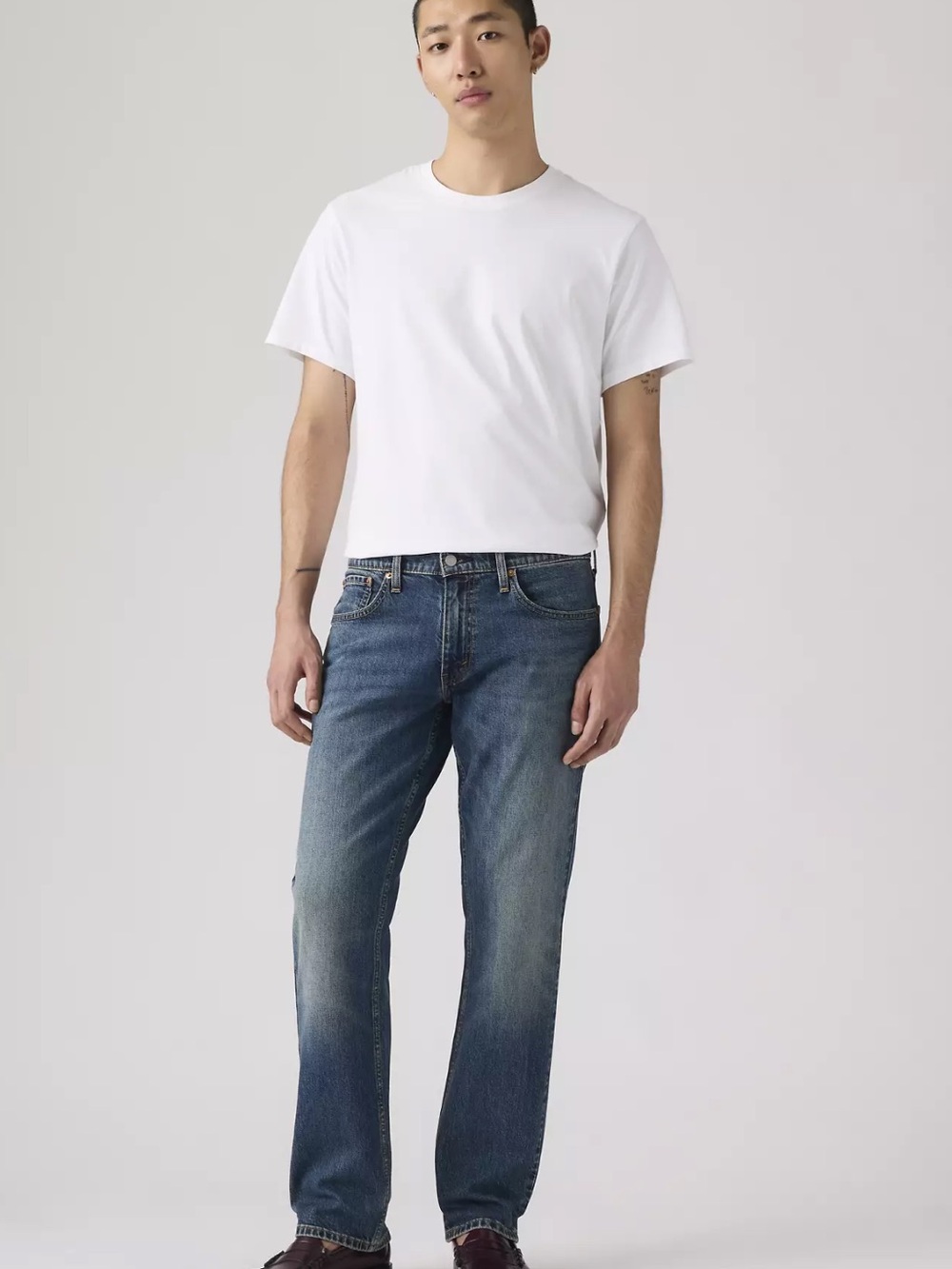Levi's Men's Dark Blue Denim Jeans 559 relaxed straight (H)